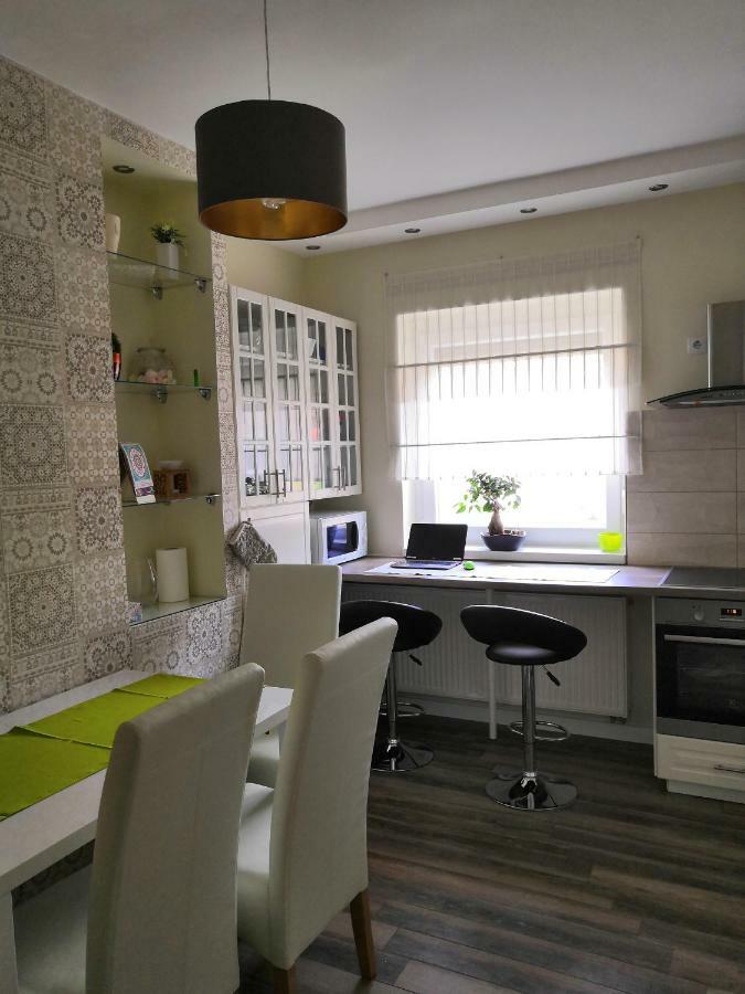 Ancsi Apartmant Kecskemet Exterior photo